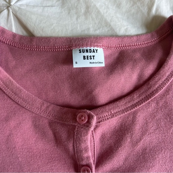 Sunday Best by Aritzia Womens XS Rose Button-Up Long Sleeve Top - Picture 4 of 6